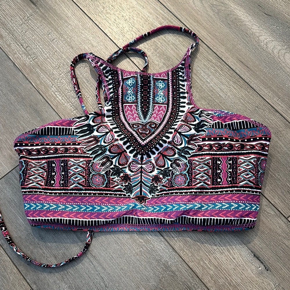 Reversible bikini top